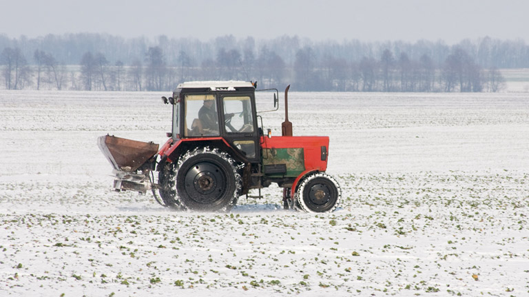 farm tracker in the snow